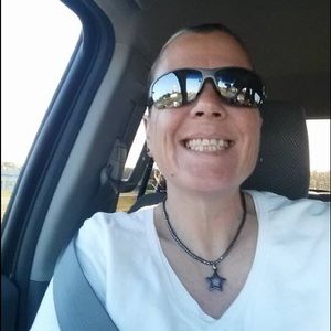 Meet your Posher, Karin